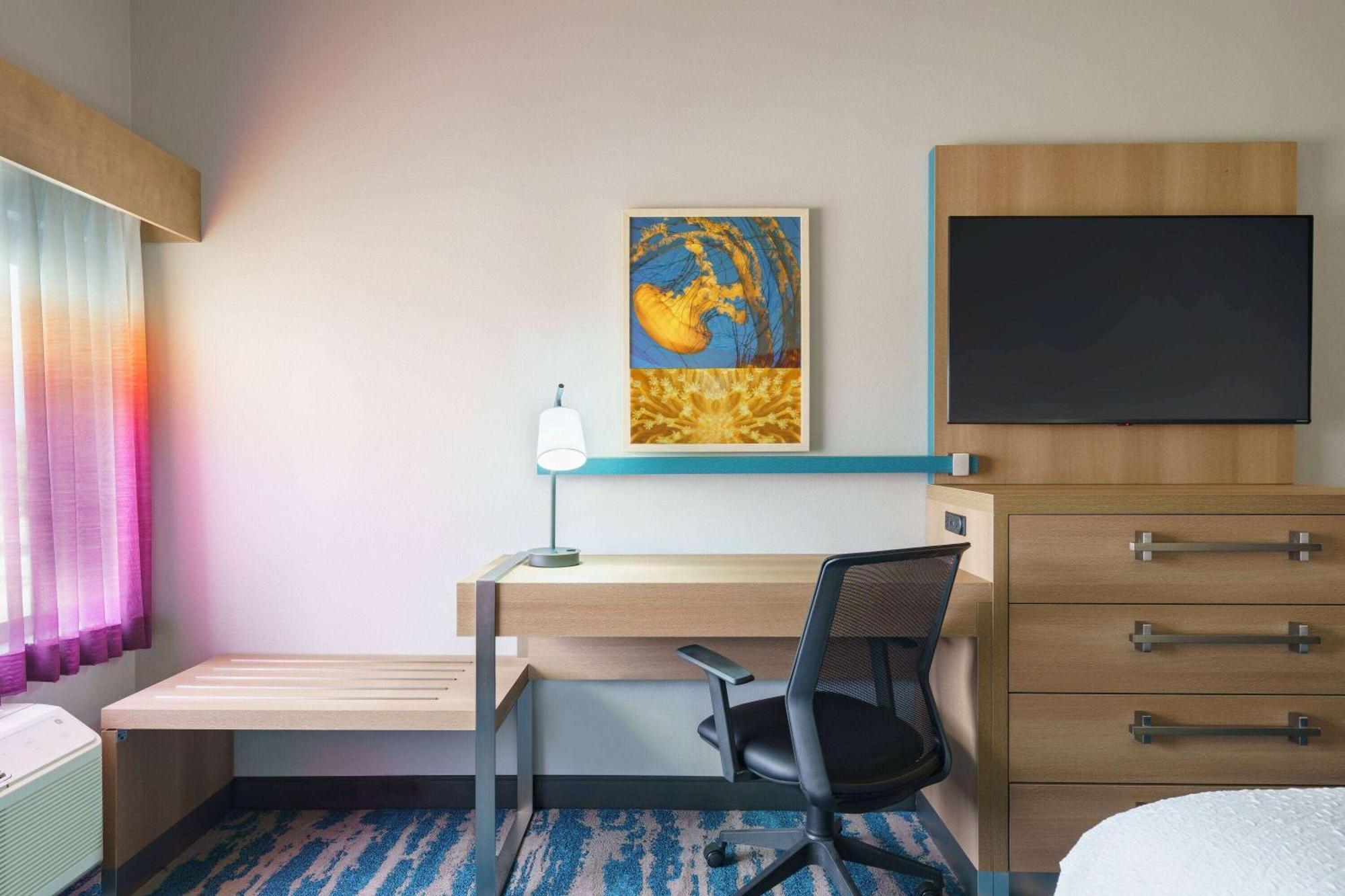 La Quinta Inn & Suites By Wyndham San Antonio Seaworld Lafb Dış mekan fotoğraf